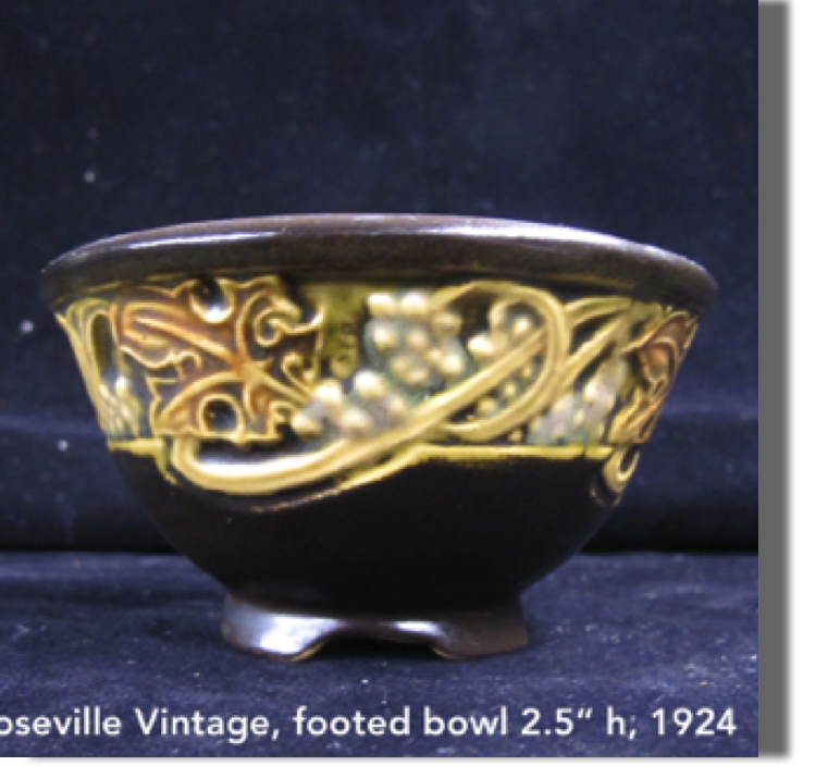 Roseville Vintage, footed bowl 2.5" high 1924